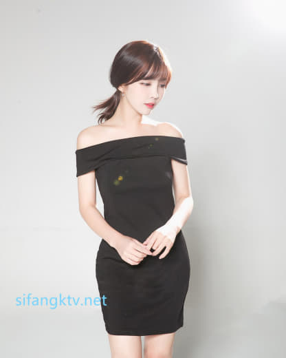 【2023_03_10】Slightly_prominent_pink_Liu_Lun&D_C_C_G_posture_Eat.m4v
